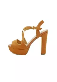 Босоножки на платформе Queen Helena