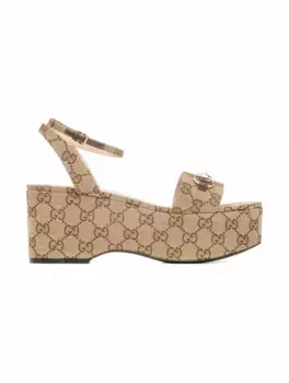 Босоножки на платформе с пряжкой Horsebit Gucci, бежевый