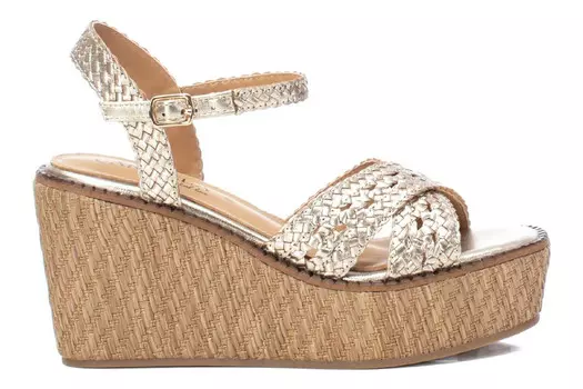 Босоножки на танкетке 161484 Carmela, золотой