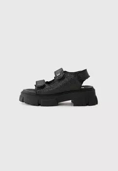 Босоножки на танкетке ABONY - Platform sandals Steve Madden, черный