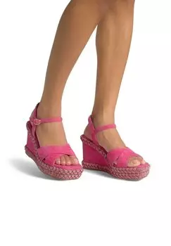 Босоножки на танкетке Alma en Pena, розовый