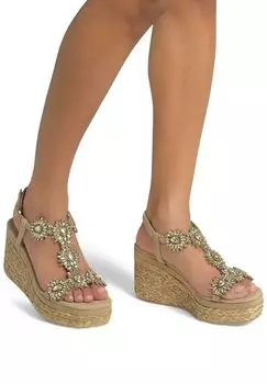 Босоножки на танкетке Alma en Pena, светло-коричневый