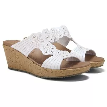 Босоножки на танкетке Beverlee Garden Picnic Skechers, белый