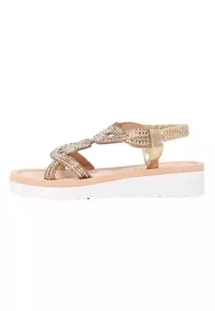 Босоножки на танкетке Ciabal