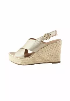 Босоножки на танкетке Espadrillas Next, золотой