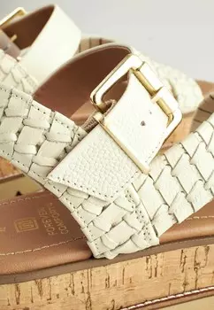 Босоножки на танкетке FOREVER COMFORT- REGULAR FIT Next, белый