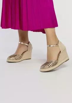 Босоножки на танкетке Gioseppo, серебро