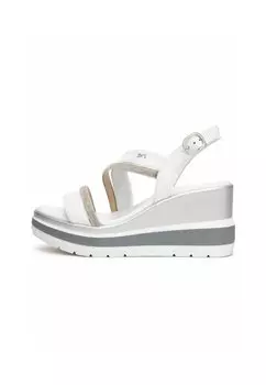 Босоножки на танкетке High heeled sandals NeroGiardini, белый
