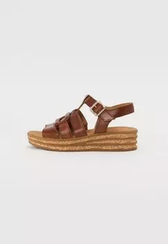 Босоножки на танкетке Platform sandals Gabor, цвет Camel