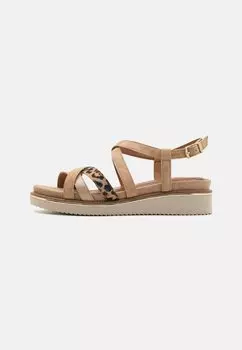 Босоножки на танкетке Platform sandals Tamaris, бежевый