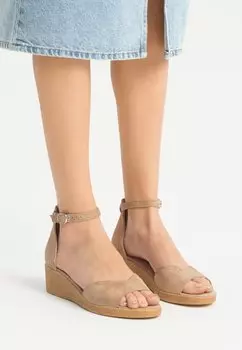 Босоножки на танкетке RYKO, бежевый
