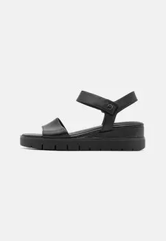 Босоножки на танкетке Tamaris, цвет black