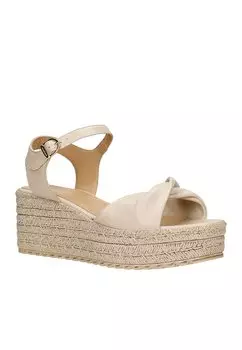 Босоножки на танкетке Wojas, бежевый