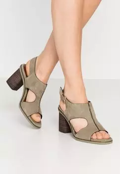 Босоножки на высоком каблуке Tamaris, цвет light olive