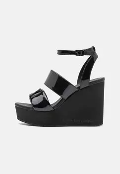 Босоножки на высоком каблуке WEDGE HARDWARE Calvin Klein Jeans, цвет black