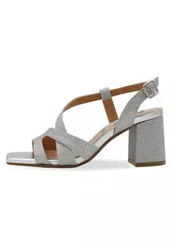 Босоножки Queen Helena