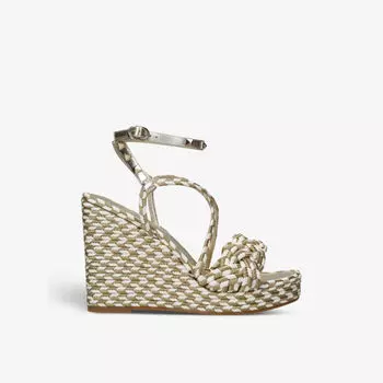 Босоножки Rockstud Torchon на плетеной танкетке с заклепками Valentino Garavani, белый