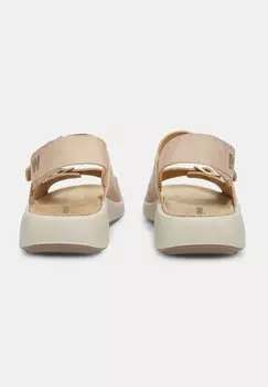 Босоножки с ремешком Bata, бежевый