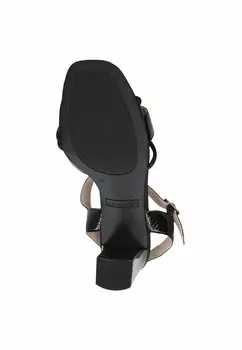 Босоножки с ремешком Caprice, черный гребешок