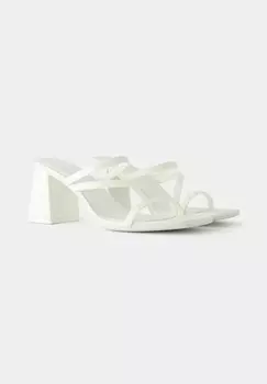 Босоножки с ремешком Multi-Strap Bershka, белый