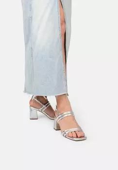 Босоножки с ремешком Nova Posh by Poelman, серебро