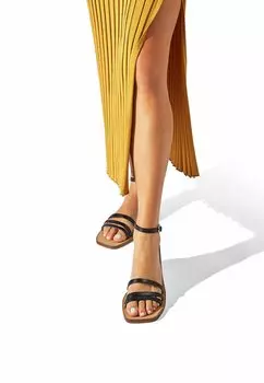 Босоножки Scarosso