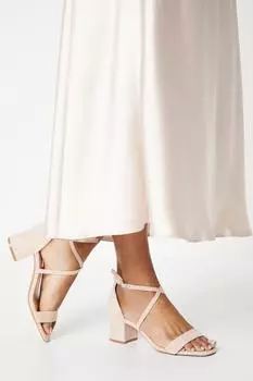 Босоножки Stacey на среднем блочном каблуке с перекрестными ремешками Dorothy Perkins, бежевый