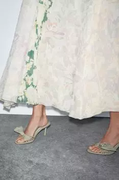 Босоножки в цветочек ZARA, цвет Greenish