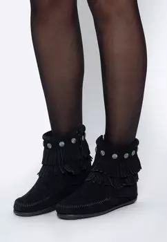 Ботильоны DOUBLE FRINGE SIDE ZIP Minnetonka, цвет black