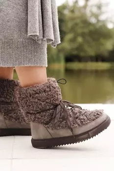 Ботильоны Forever Comfort на шнуровке и подкладке из искусственного меха Next, серый
