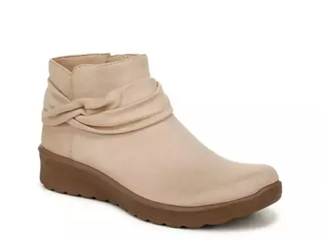 Ботильоны Gemma Wedge Bootie Bzees, цвет tan