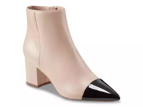 Ботильоны Marc Fisher Jelanie, светло-бежевый