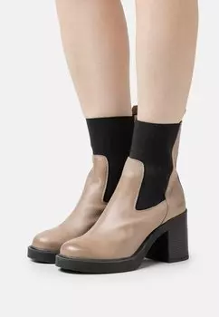 Ботильоны на платформе ADELE Pavement, серо-коричневый