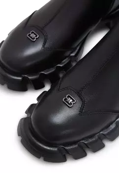 Ботильоны на платформе Cesare Gaspari, черный