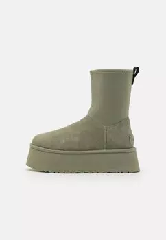 Ботильоны на платформе Classic Dipper UGG, цвет shaded clover