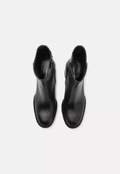 Ботильоны на платформе KATE Kennel + Schmenger, черный