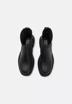 Ботильоны на платформе OFFLINE Steve Madden, черный