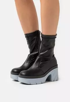 Ботильоны на платформе Steve Madden