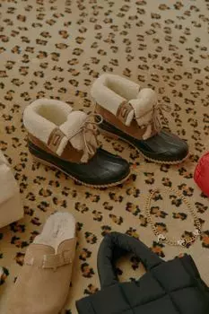 Ботильоны на подкладке из искусственной овчины Forever 21, коричневый