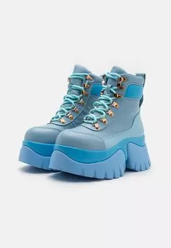 Ботильоны на шнуровке CRYBABY VILUN PLATFORM BOOTS Koi Footwear, светло-голубой