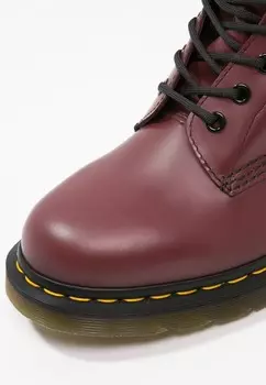 Ботильоны на шнуровке Dr. Martens, красный