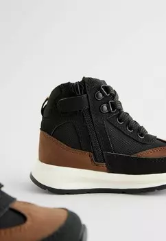 Ботильоны на шнуровке REGULAR FIT Next, черный