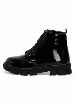 Ботильоны на шнуровке Worker Polaris, черный