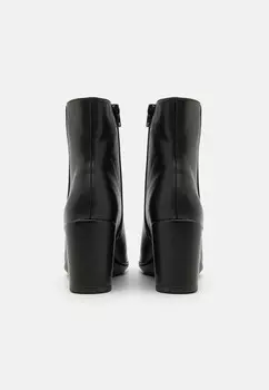 Ботильоны на танкетке Anna Field, черный