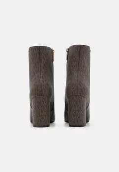 Ботильоны на высоком каблуке HAZEL FLEX BOOTIE MICHAEL Michael Kors, черный