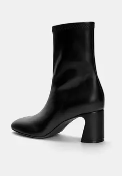 Ботильоны на высоком каблуке PULL&BEAR, черный