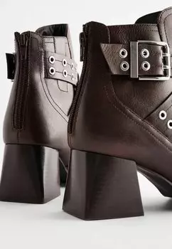 Ботильоны на высоком каблуке REGULAR FIT FOREVER COMFORT® Next, коричневый