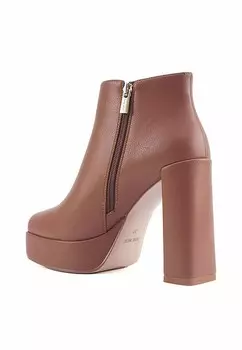 Ботильоны на высоком каблуке SARIELA . . Nine West, коричневый