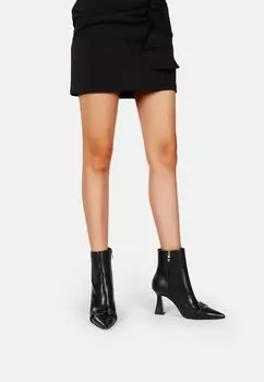 Ботильоны Queen Helena, черные