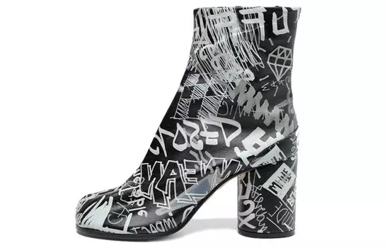 Ботильоны Tabi женские черные/белые Maison Margiela